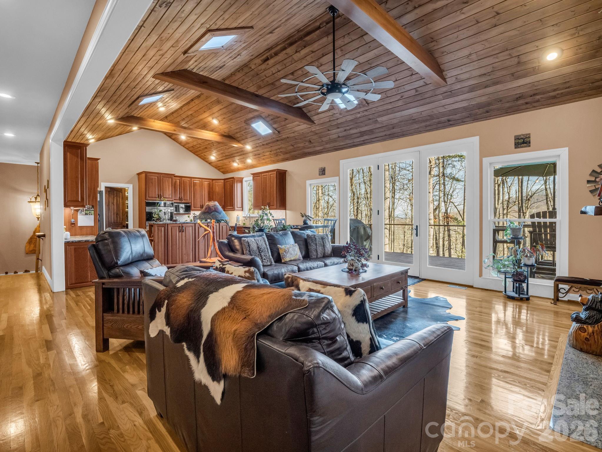 140 Mt Hebron Road Hendersonville, NC 28739 - Photo 18 of 48