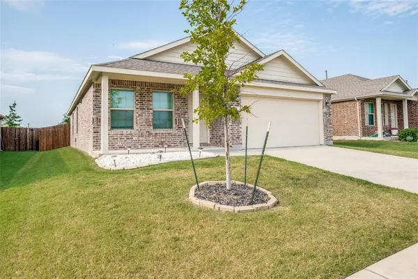 $1,800 | 1701 Deerchase Drive, Anna, TX 75409