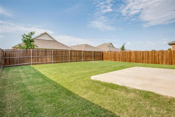$1,800 | 1701 Deerchase Drive, Anna, TX 75409