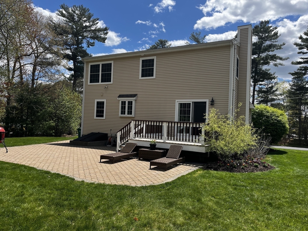 2 Erick Road Mansfield, MA 02048 - Photo 3 of 35