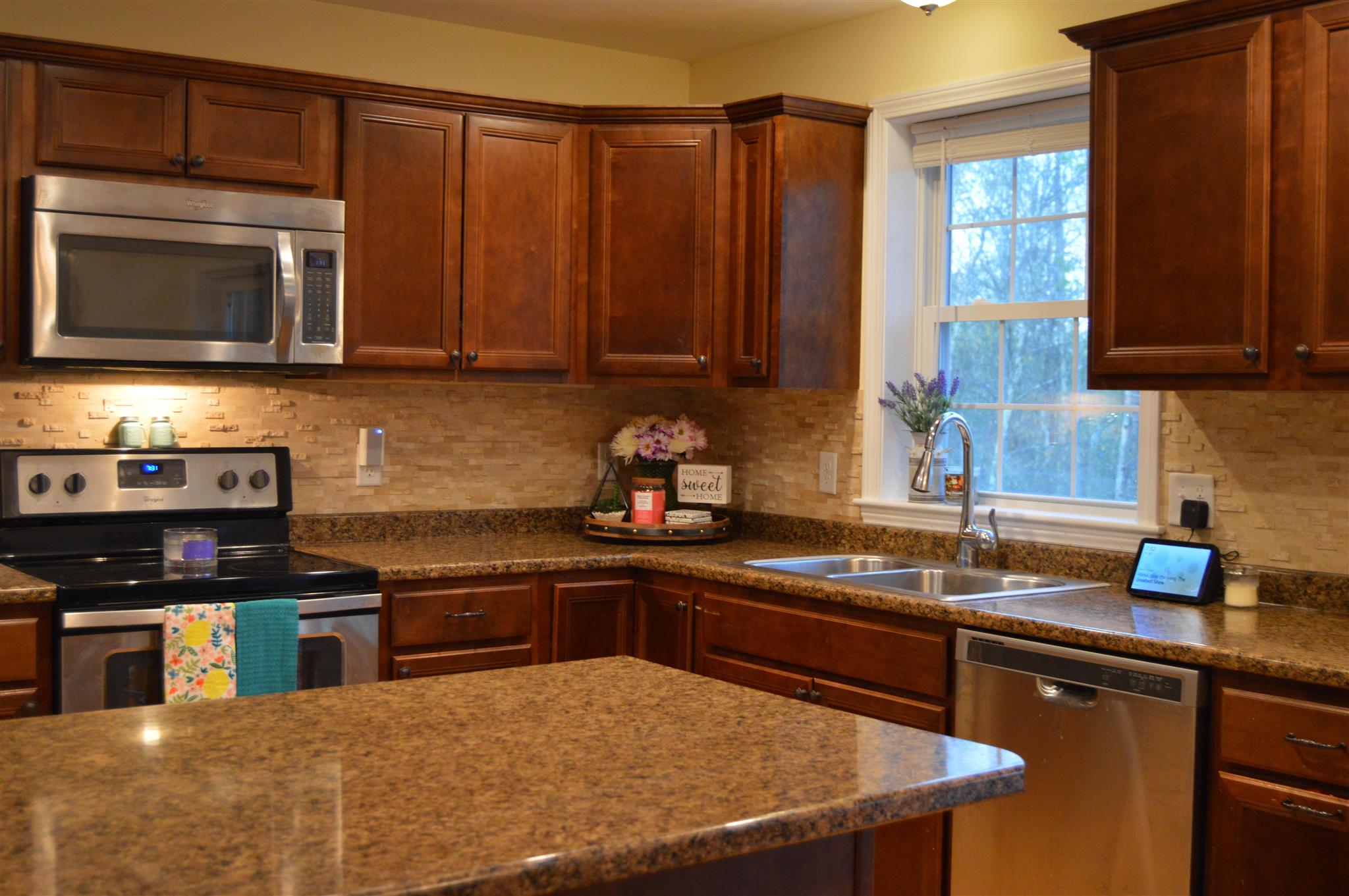 40 Timber Ridge Drive, Unit 129 Milford, NH 03055 - Photo 6 of 22