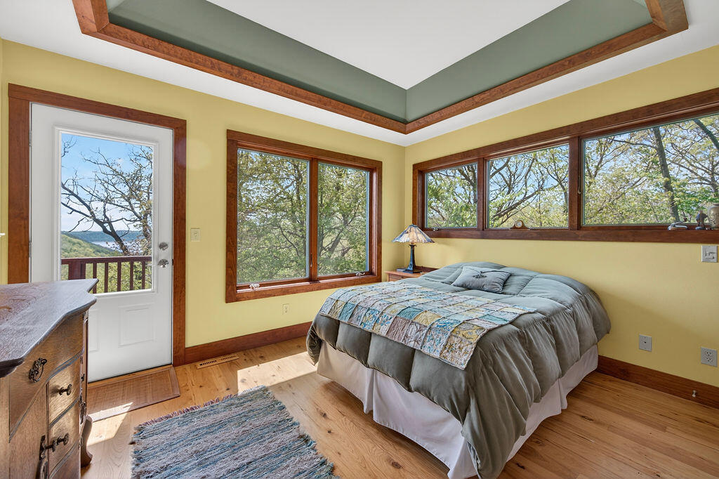 13287 Eagles View Road Freeman, WI 54628 - Photo 18 of 32 Main Bed