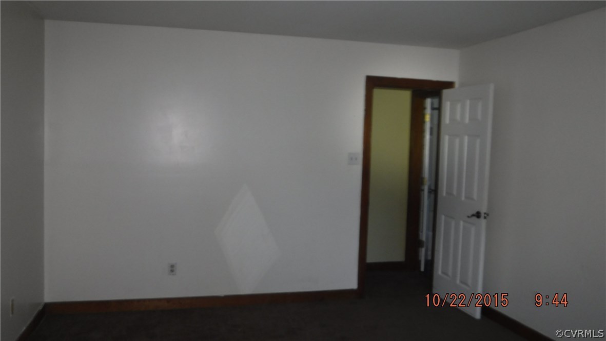 5319 Gatebridge Road North Chesterfield, VA 23234 - Photo 7 of 12 an empty room with closet