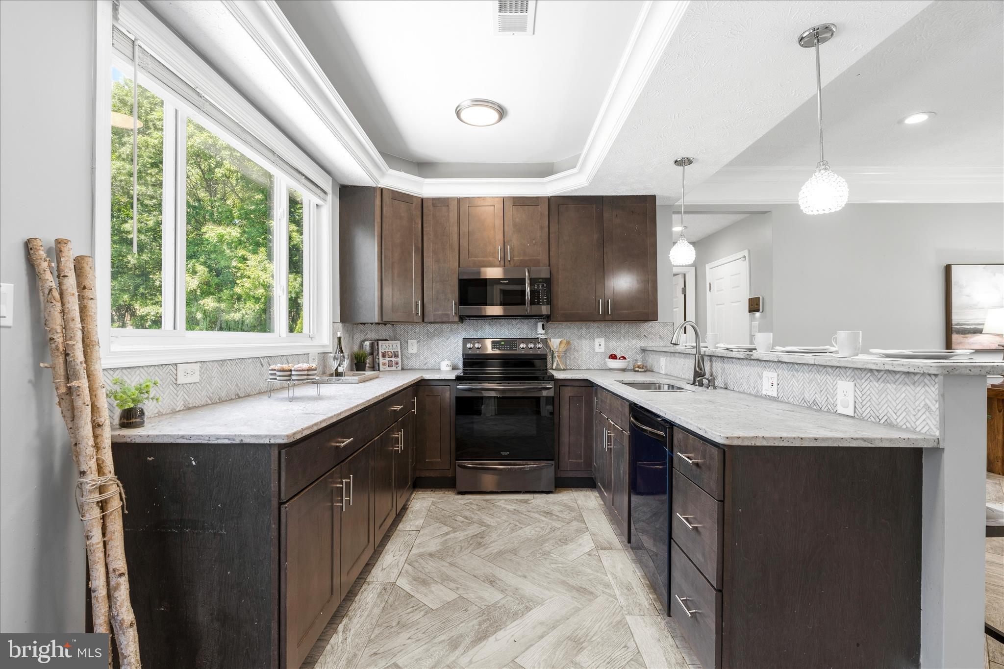 9110 Riverhill Road Laurel, MD 20723 - Photo 13 of 50