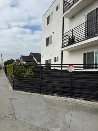 $4,200 | 1400 57th Street, Los Angeles, CA 90037