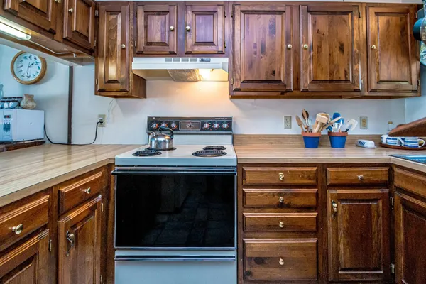 $699,000 | 26 Private West 4, Maidstone, VT 05905