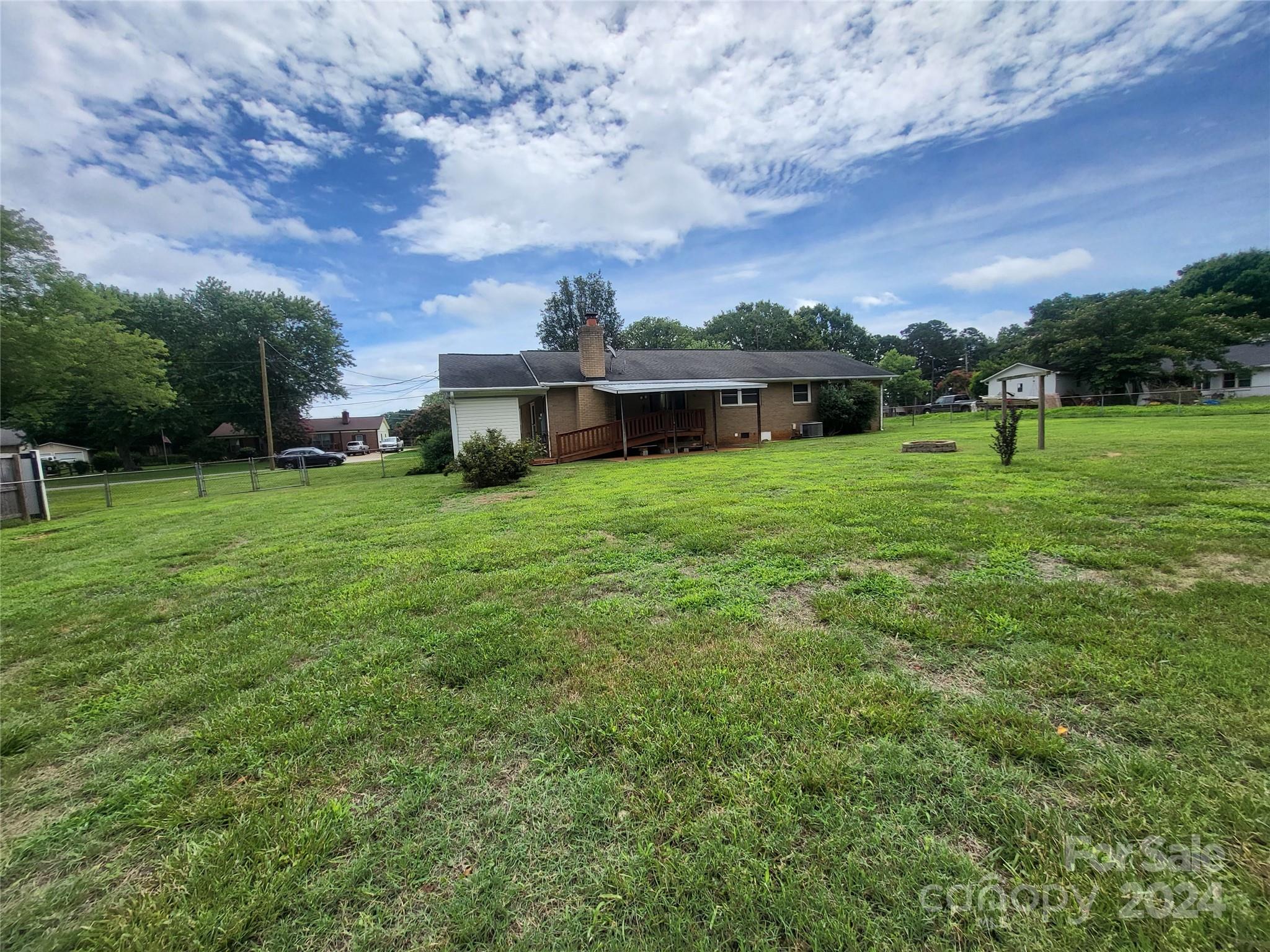 8817 Singingpine Road Charlotte, NC 28214 - Photo 2 of 13 Gallery Image 2