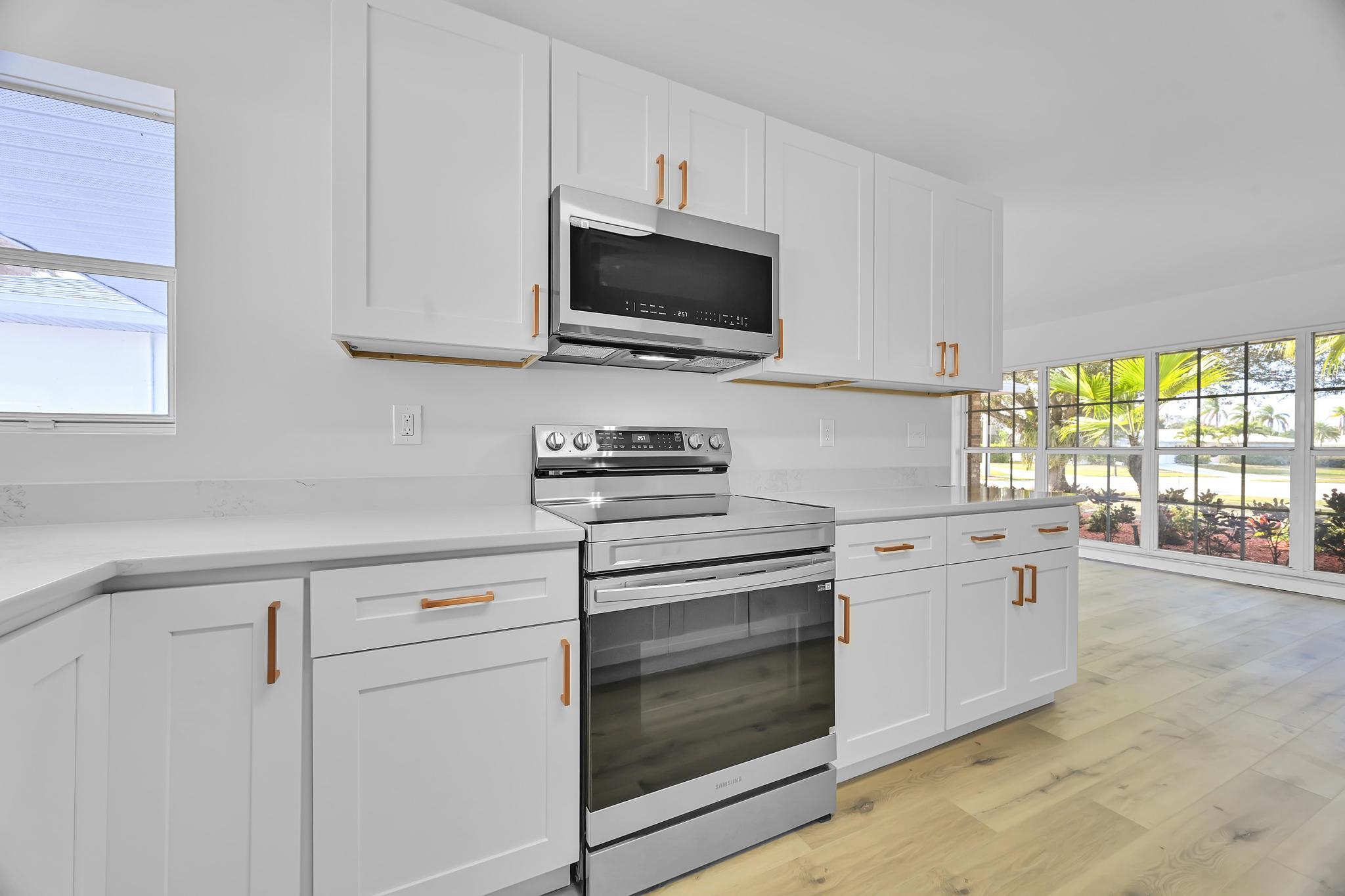 1704 Southeast Adair Road Port St. Lucie, FL 34952 - Photo 27 of 54 Kitchen