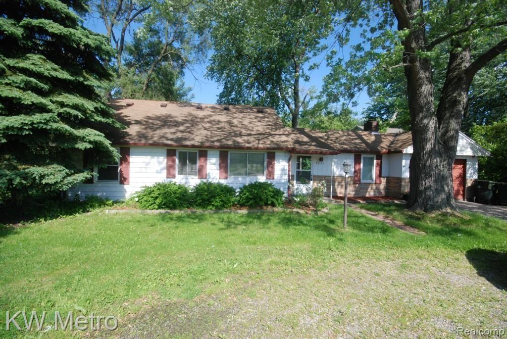 3821 South Livernois Road Rochester, MI 48307 - Photo 24 of 24 DSC_0141.jpg