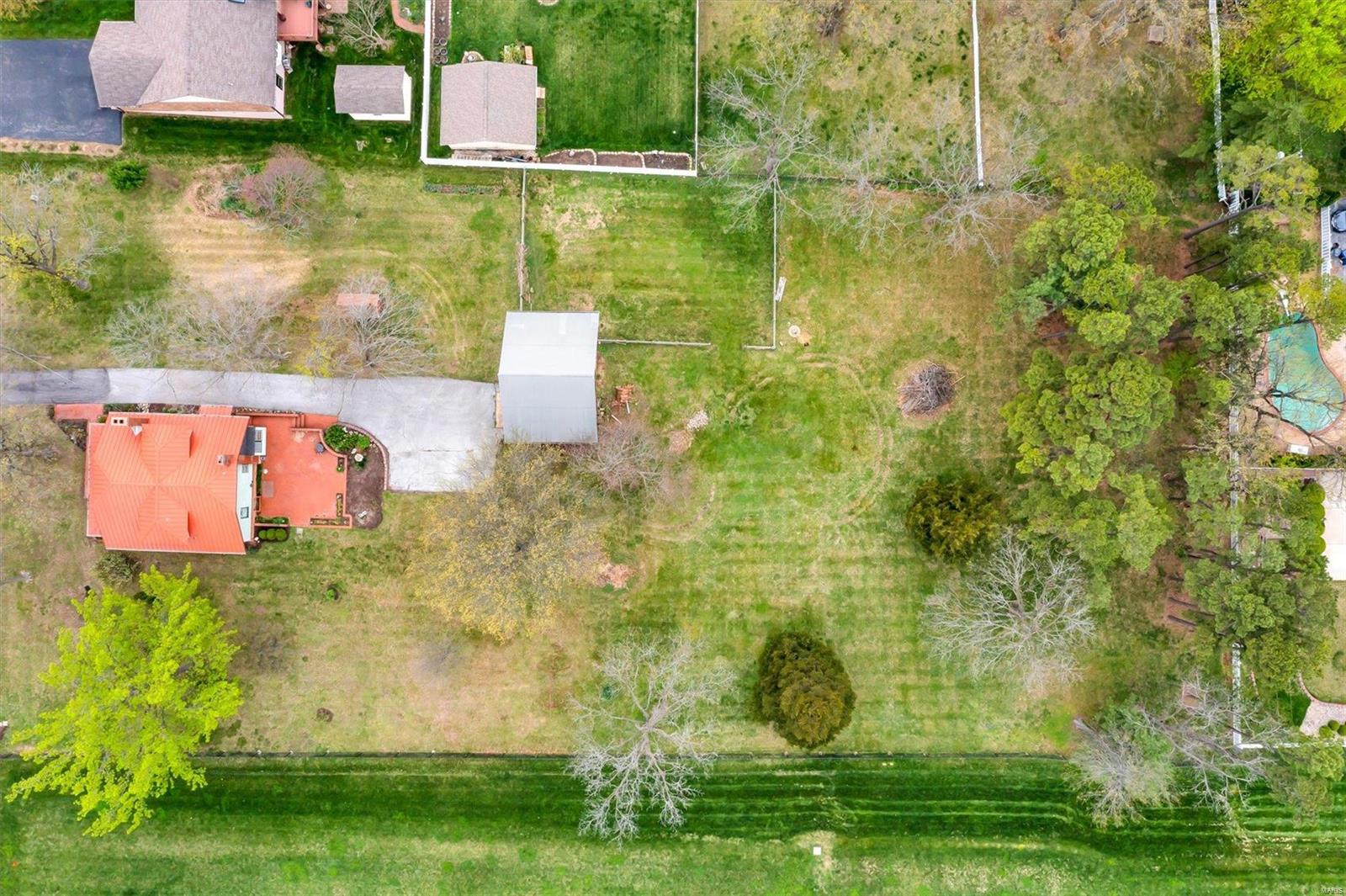 9041 Sappington Road St. Louis, MO 63126 - Photo 11 of 22 Gallery Image 11