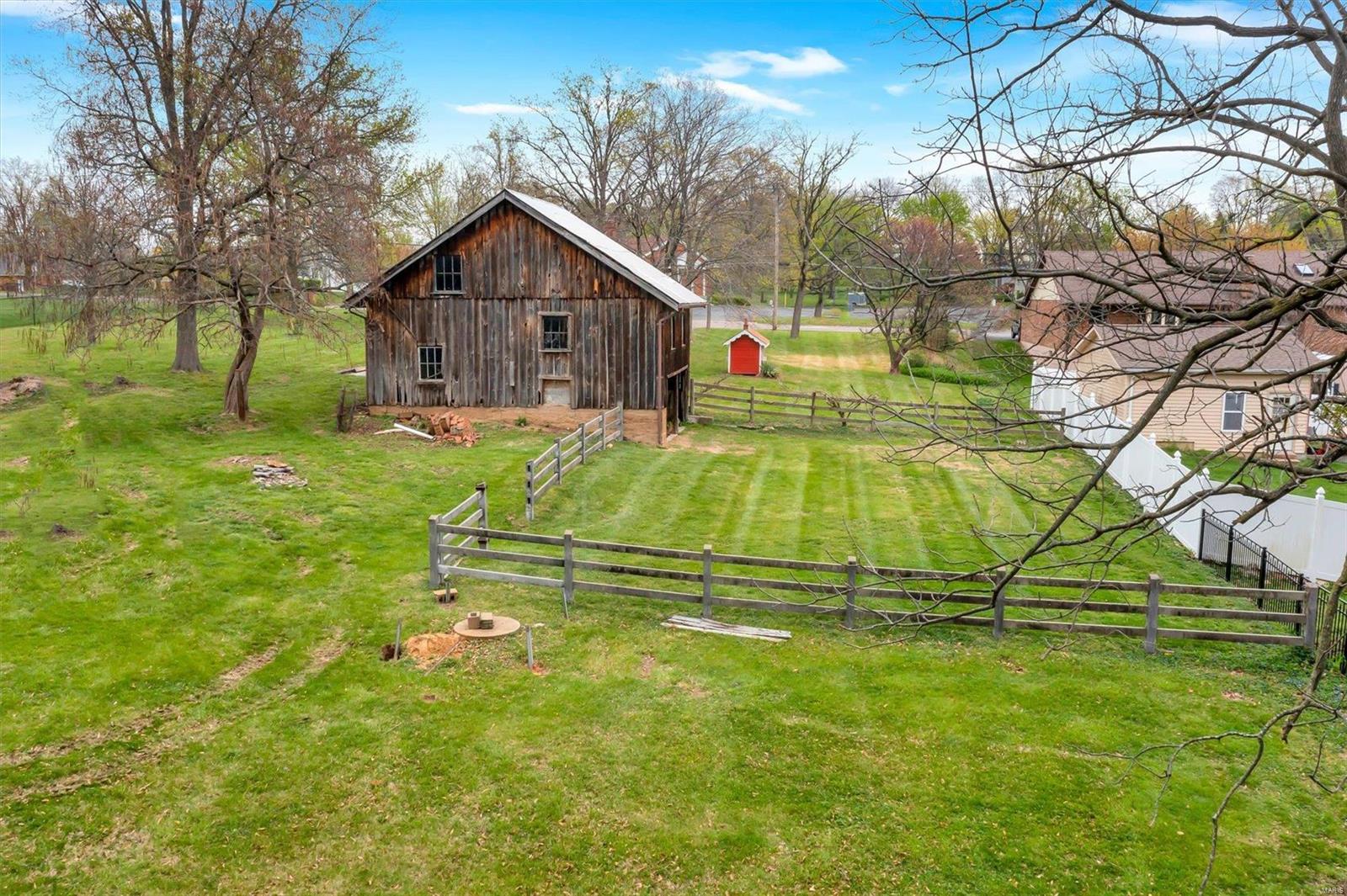 9041 Sappington Road St. Louis, MO 63126 - Photo 22 of 22 Gallery Image 22