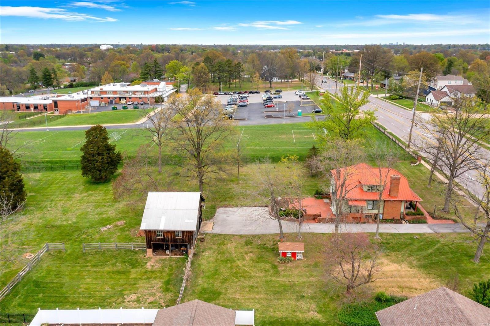 9041 Sappington Road St. Louis, MO 63126 - Photo 7 of 22 Gallery Image 7