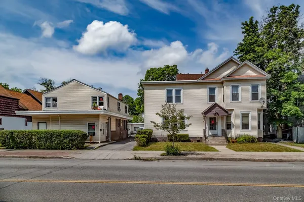 $1,600 | 21 Collegeview Avenue, Unit 217, Poughkeepsie, NY 12603