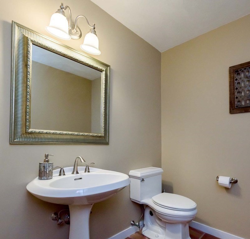 7 Cold Spring Brook Road Hopkinton, MA 01748 - Photo 19 of 39