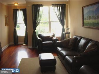 4 York Road West Windsor, NJ 08550 - Photo 2 of 12 Gallery Image 2