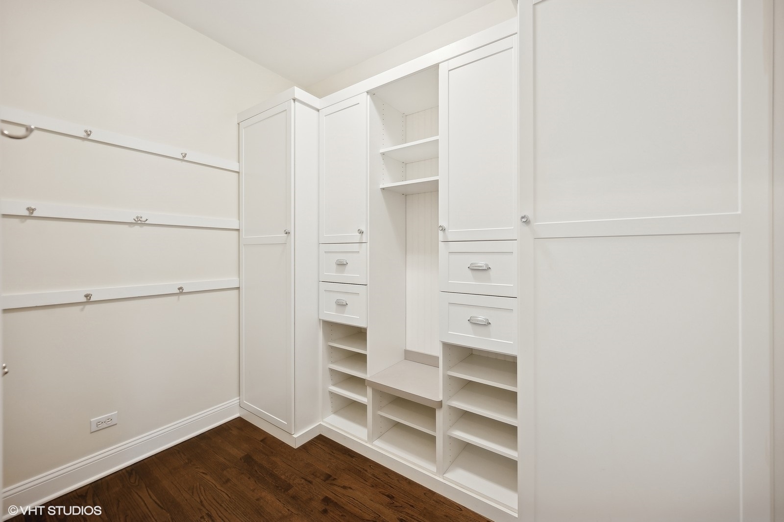 1613 Monterey Drive Glenview, IL 60026 - Photo 19 of 46