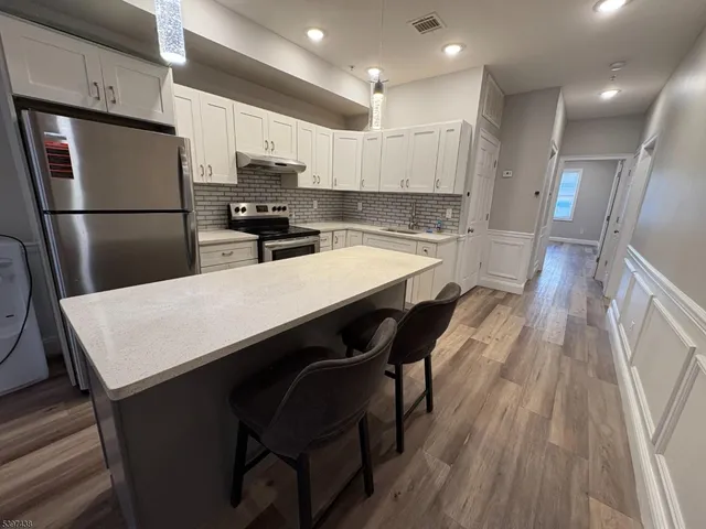 $3,000 | 274 Governor Street, Paterson, NJ 07501