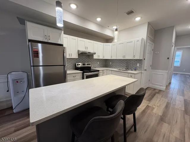 $3,000 | 274 Governor Street, Paterson, NJ 07501