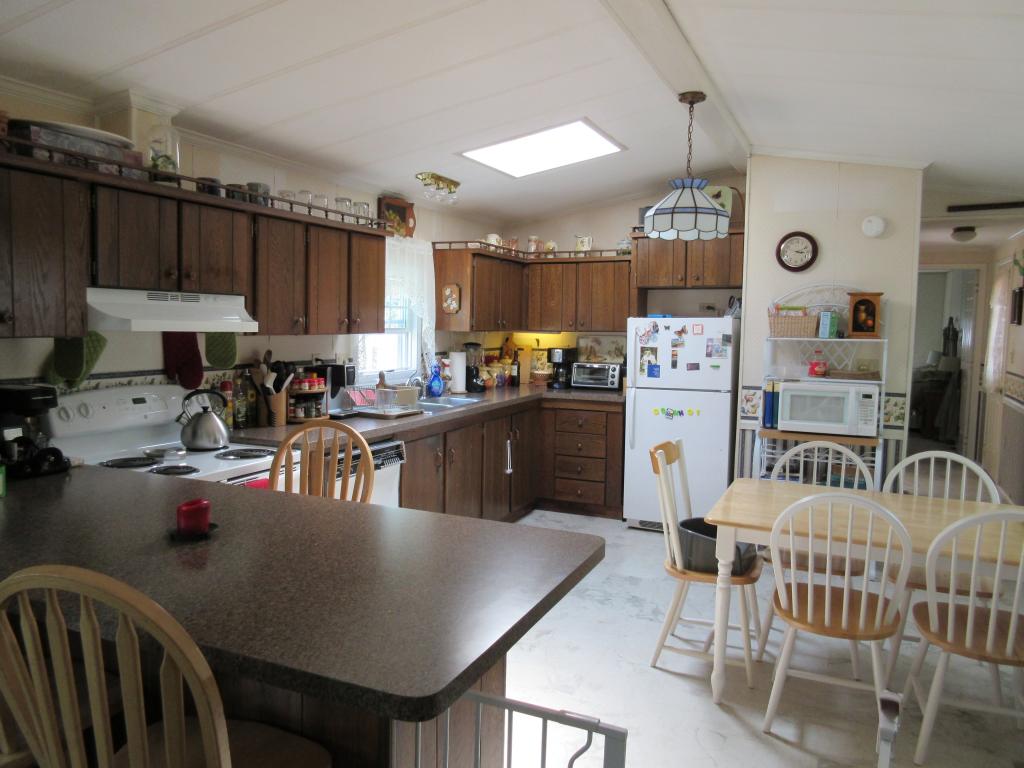 7 Cumberland Road Wolfeboro, NH 03894 - Photo 3 of 16 Gallery Image 3