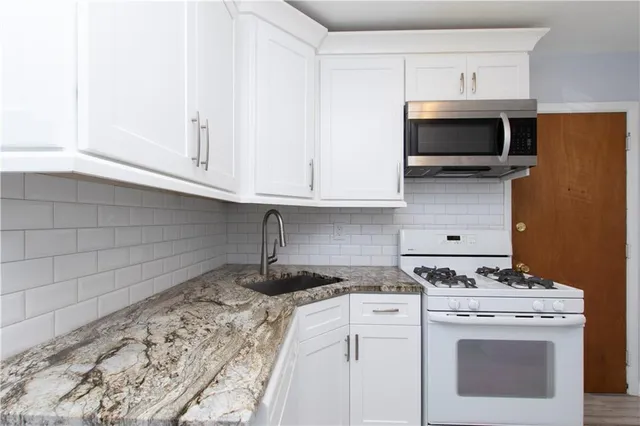 $1,650 | 3660 Peachtree Road Northeast, Unit J5, Atlanta, GA 30319