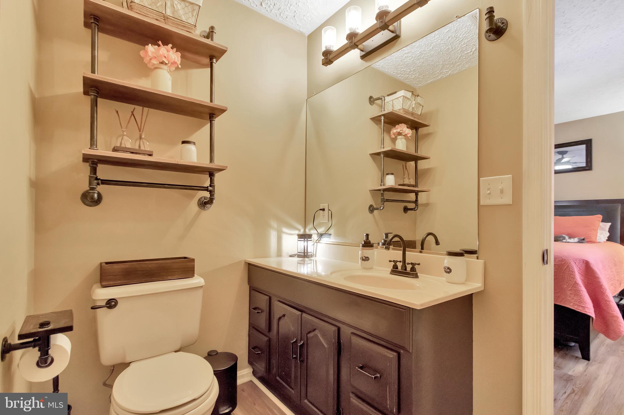 912 Crystal Rock Road Lusby, MD 20657 - Photo 18 of 27 Primary bathroom