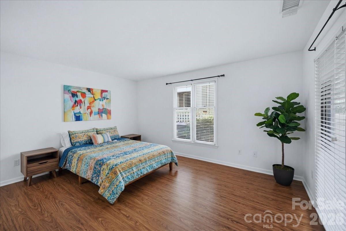 232 Queens Road, Unit 37 Charlotte, NC 28204 - Photo 12 of 31