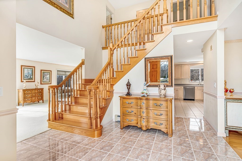 54 Brooks Road Paxton, MA 01612 - Photo 8 of 32 Gallery Image 8