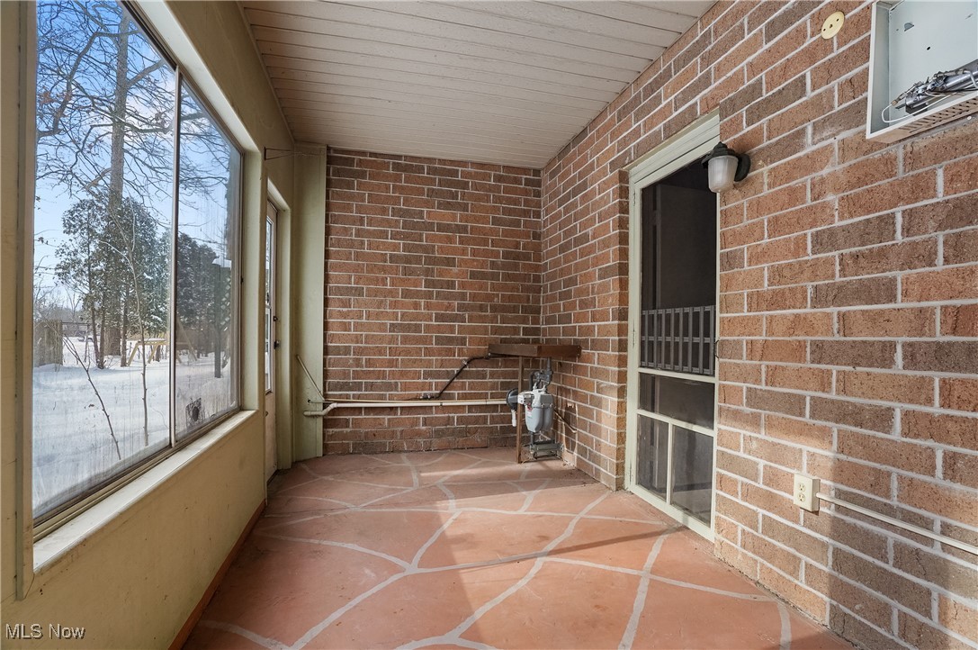 416 Rockys Run Road Akron, OH 44319 - Photo 6 of 32 Gallery Image 6