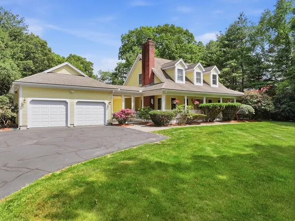 $889,900 | 46 Washburn Street, Northborough, MA 01532