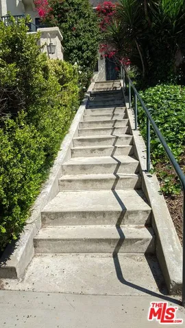 $4,400 | 850 Tularosa Drive, Unit A, Los Angeles, CA 90026