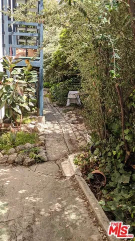 $4,400 | 850 Tularosa Drive, Unit A, Los Angeles, CA 90026