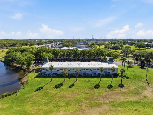 $1,500 | 2400 Franciscan Drive, Unit 38, Clearwater, FL 33763