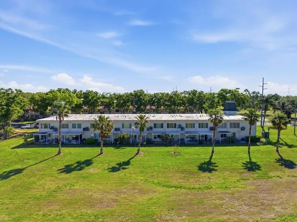 $1,500 | 2400 Franciscan Drive, Unit 38, Clearwater, FL 33763