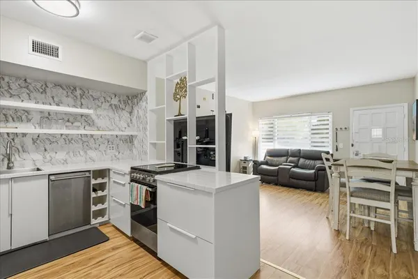 $1,500 | 2400 Franciscan Drive, Unit 38, Clearwater, FL 33763