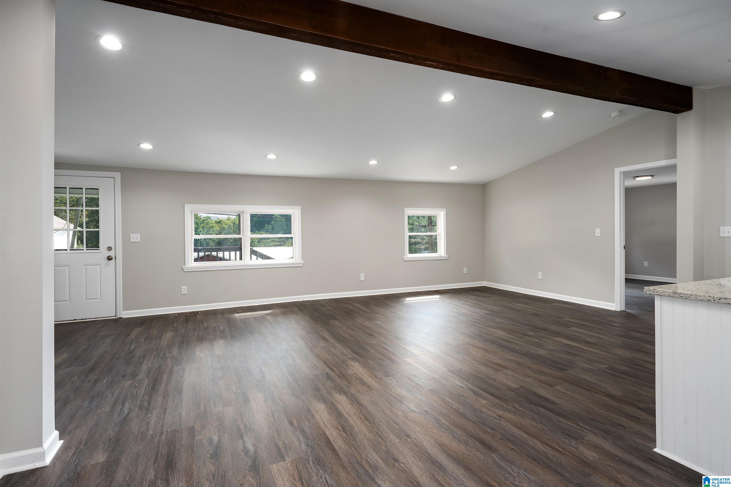 936 Pineview Road Birmingham, AL 35210 - Photo 8 of 24
