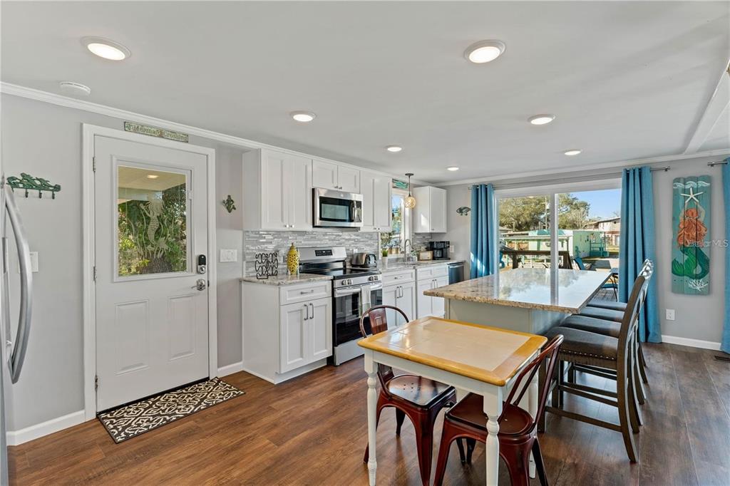 6051 Colony Circle Weeki Wachee, FL 34607 - Photo 15 of 44