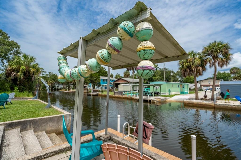 6051 Colony Circle Weeki Wachee, FL 34607 - Photo 2 of 44