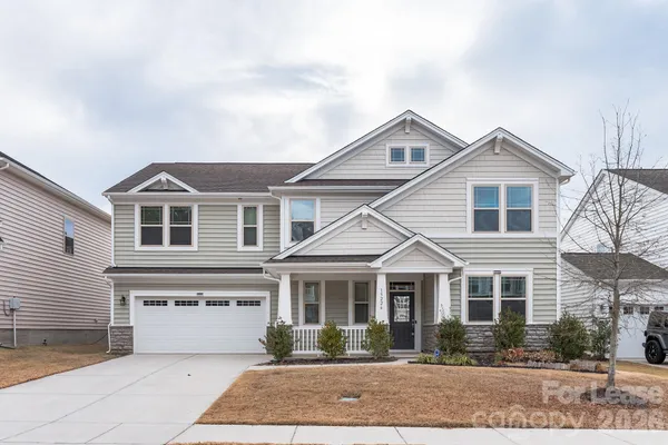 $3,175 | 15226 Red Canoe Way, Charlotte, NC 28278