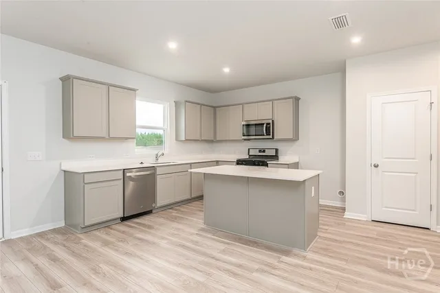 $429,865 | 279 Crosstown Avenue, Richmond Hill, GA 31324