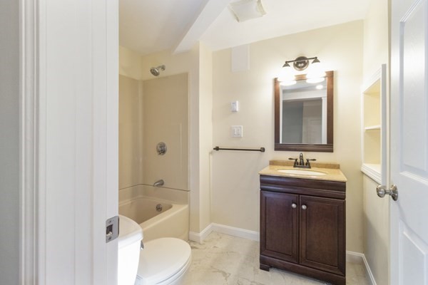 237 Mendon Road Attleboro, MA 02703 - Photo 17 of 25 Gallery Image 17