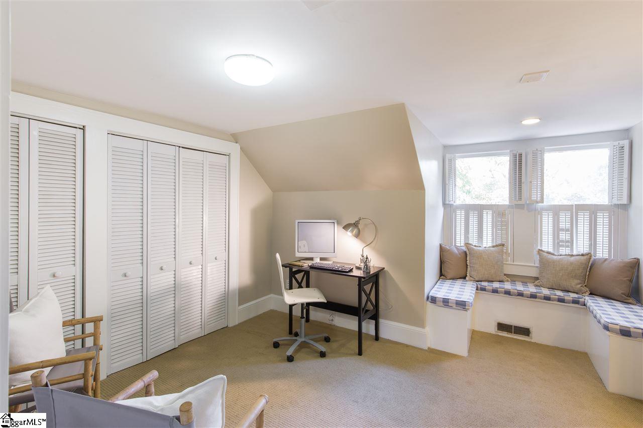 221 Grove Road Greenville, SC 29605 - Photo 11 of 24