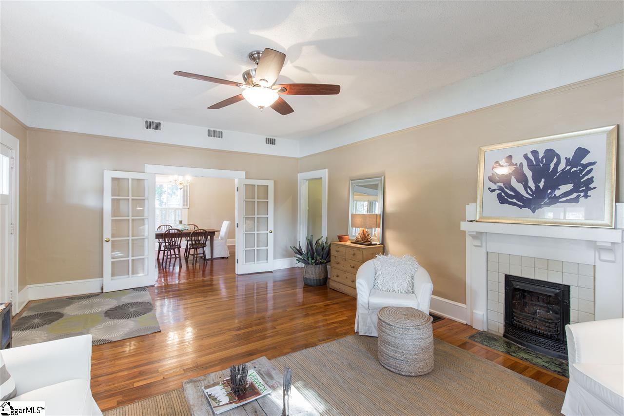 221 Grove Road Greenville, SC 29605 - Photo 4 of 24