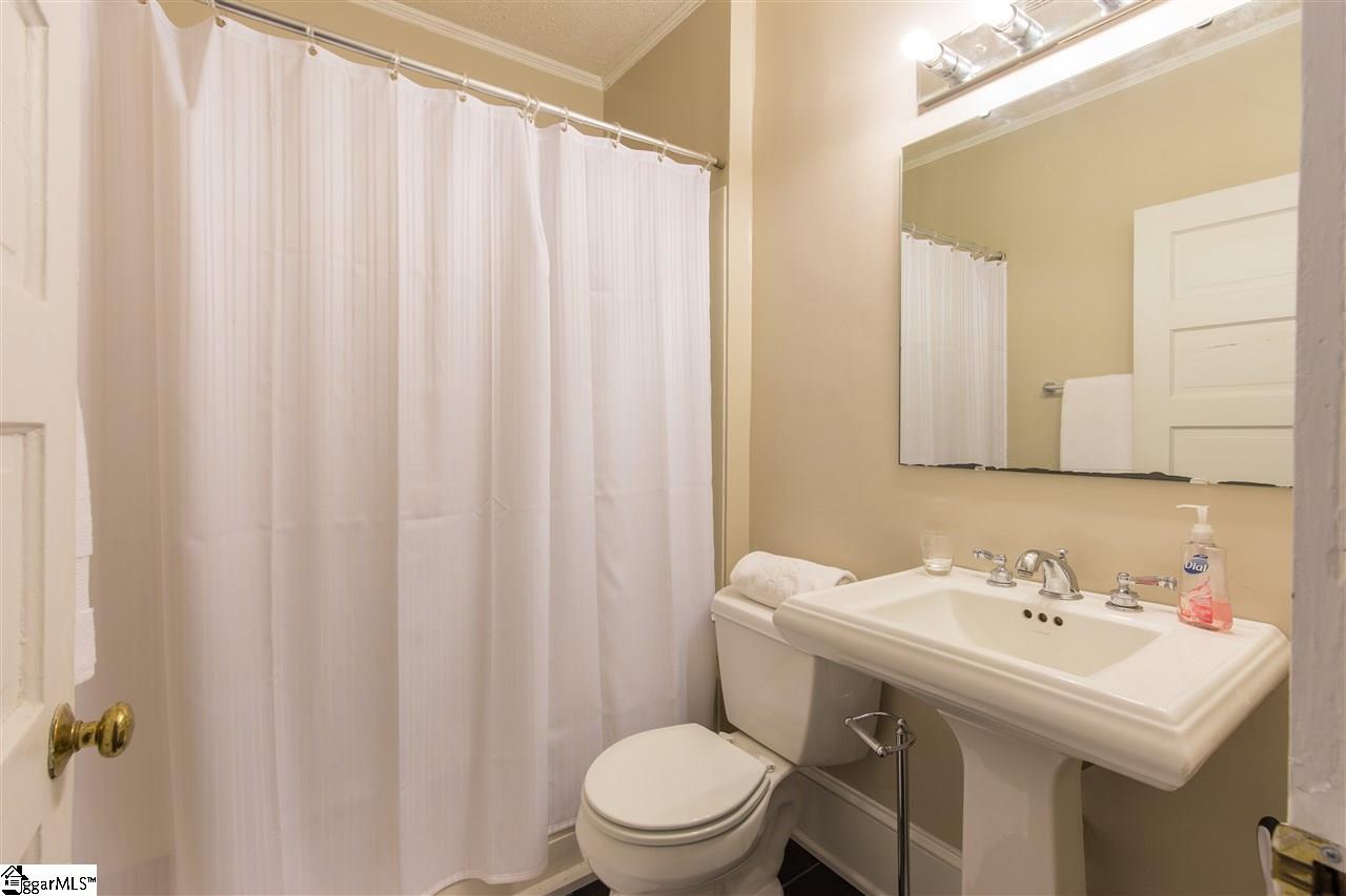 221 Grove Road Greenville, SC 29605 - Photo 9 of 24