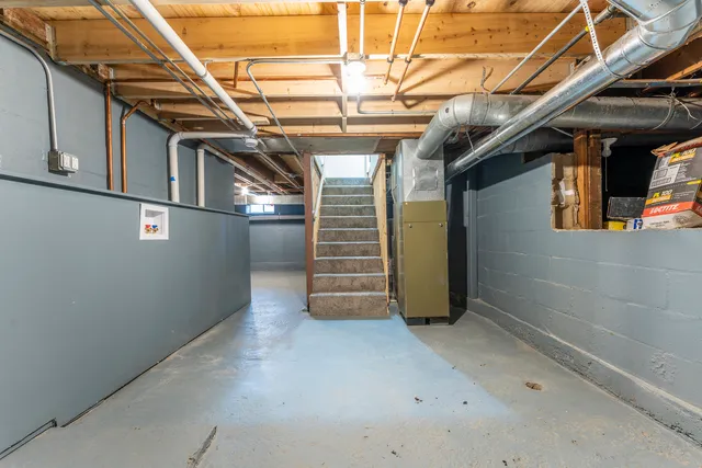 $329,000 | 142 Jefferson Street, Montgomery, IL 60538