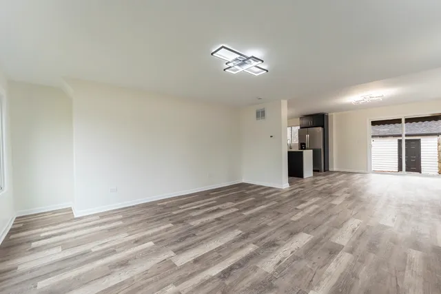 $329,000 | 142 Jefferson Street, Montgomery, IL 60538