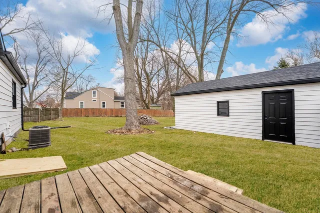 $329,000 | 142 Jefferson Street, Montgomery, IL 60538