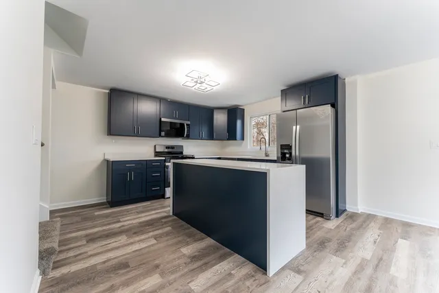 $329,000 | 142 Jefferson Street, Montgomery, IL 60538