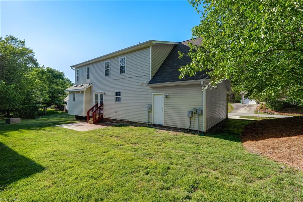 1608 Bridgeport Terrace High Point, NC 27265 - Photo 27 of 28 Back on home