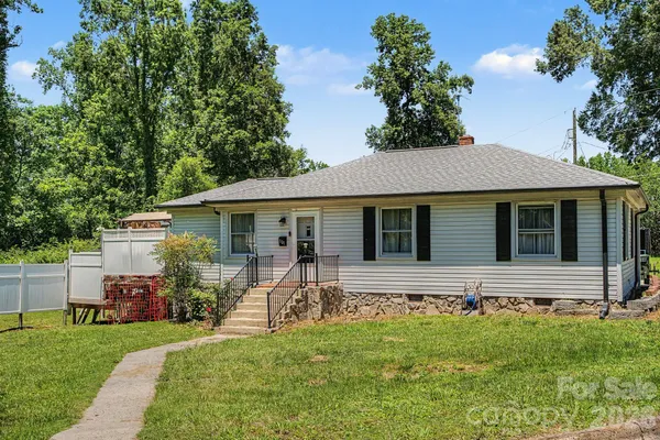 $225,000 | 101 Charles Street, Cherryville, NC 28021