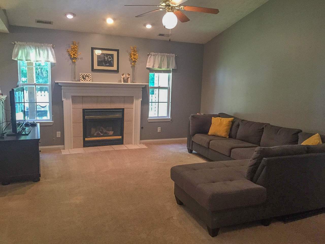 8120 Cedar Point Drive Newburgh, IN 47630 - Photo 4 of 26